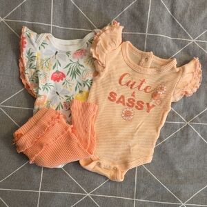 Catherine Malandrino 3-Pieces Baby Onesie Set